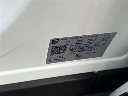 Certified 2024 Chevrolet Equinox RS w/ LPO, Floor Liner Package image 35