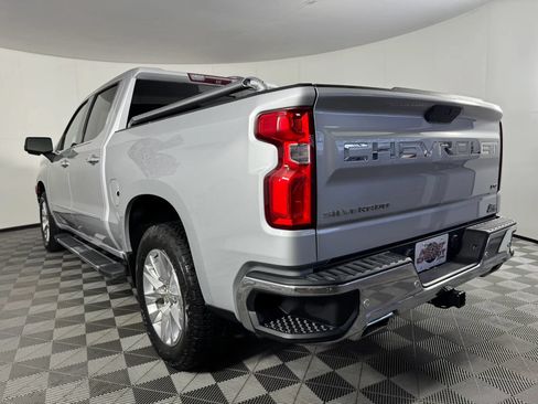 Used 2019 Chevrolet Silverado 1500 LTZ w/ LTZ Premium Package AWD/4WD image 28