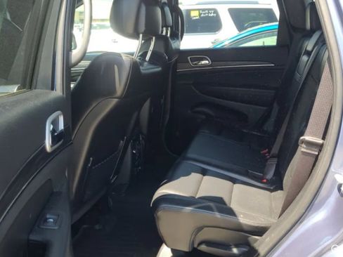Used 2020 Jeep Grand Cherokee Limited AWD/4WD image 13