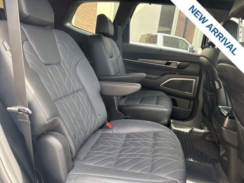 Used 2025 Kia Telluride EX X-Line image 11