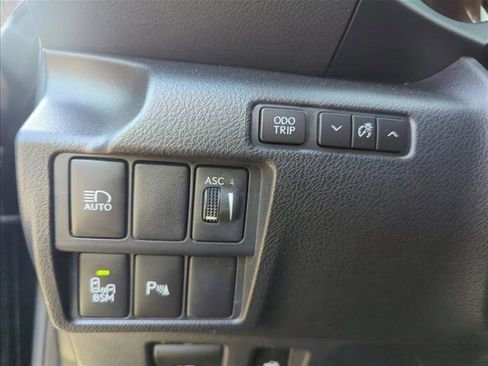 Used 2020 Lexus IS 300 F Sport w/ F Sport Package image 25