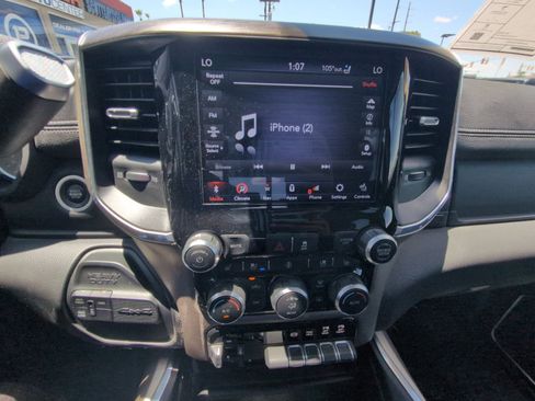 Used 2019 RAM 2500 Laramie AWD/4WD image 21