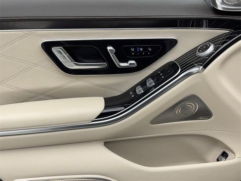 Used 2022 Mercedes-Benz Maybach S 580 4MATIC image 43