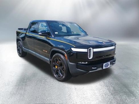 Used 2022 Rivian R1T Adventure AWD/4WD image 8