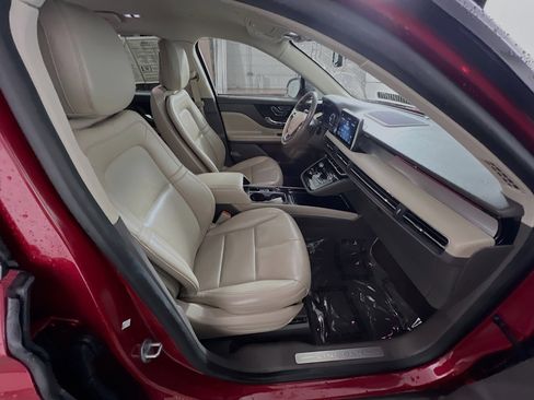 Used 2020 Lincoln Corsair FWD w/ Convenience Package image 31