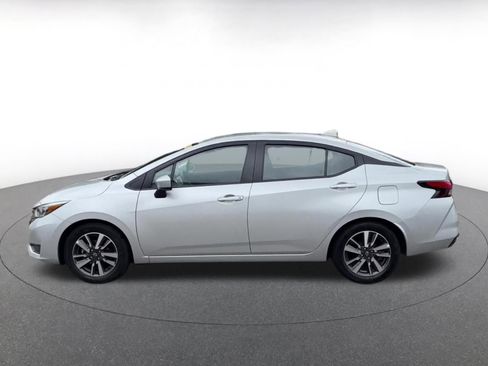 Used 2025 Nissan Versa SV FWD image 8