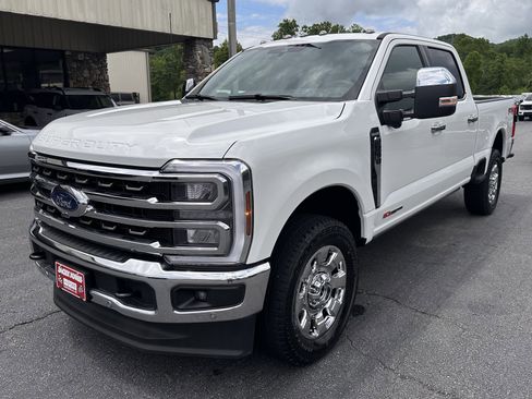 Used 2026 Ford F250 King Ranch w/ Chrome Package AWD/4WD image 2