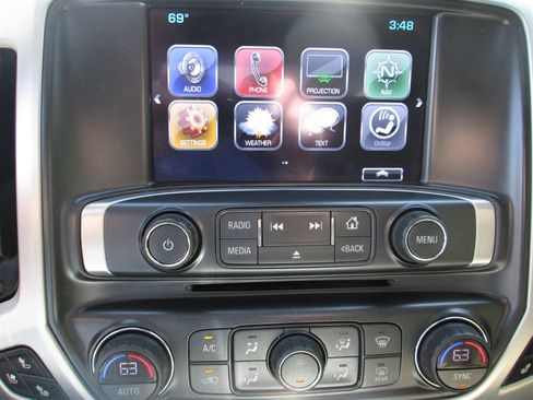 Used 2017 GMC Sierra 1500 SLT AWD/4WD image 8