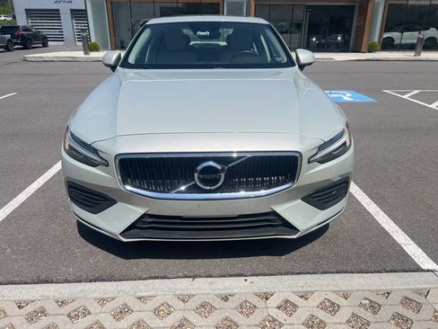 Used 2019 Volvo S60 T6 Momentum w/ Premium Package AWD/4WD image 1