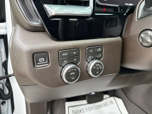 New 2026 GMC Sierra 1500 SLT w/ SLT Premium Plus Package AWD/4WD image 13