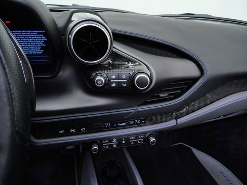 Certified 2022 Ferrari F8 Tributo RWD image 21