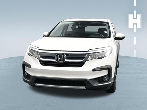 Used 2022 Honda Pilot Touring image 2