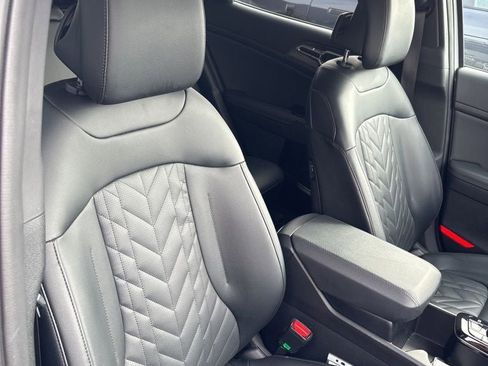 Used 2023 Kia Sportage X-Line image 32