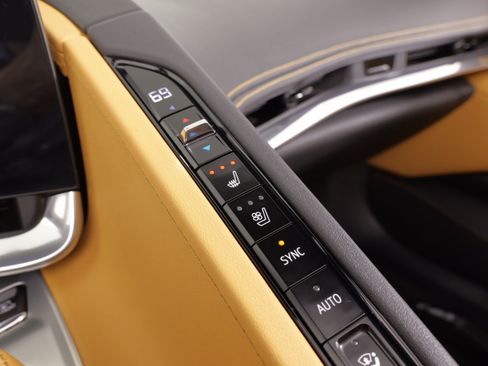 Used 2020 Chevrolet Corvette Stingray Preferred Cpe w/ 2LT Preferred Equipment Group RWD image 52