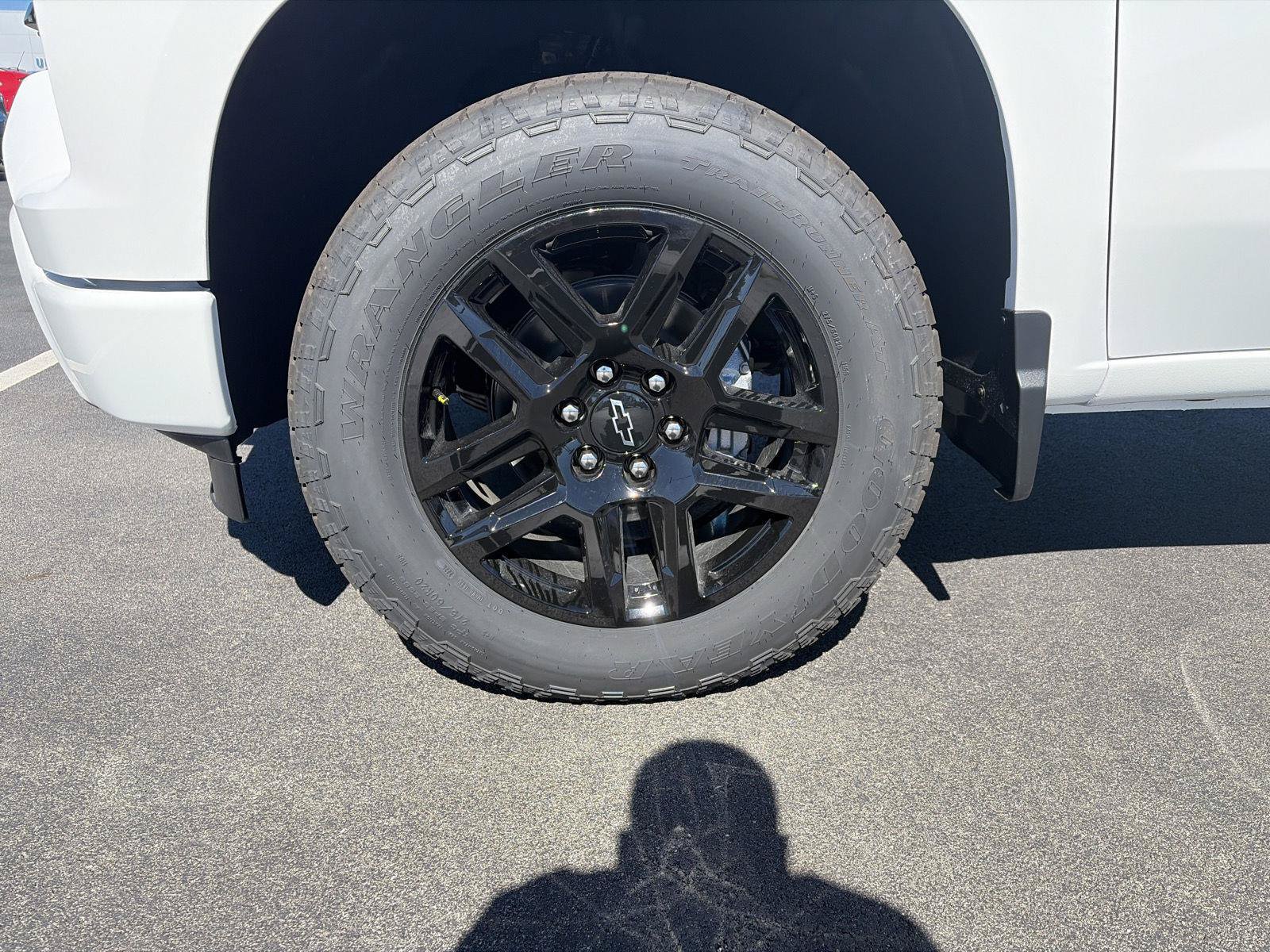 New 2026 Chevrolet Silverado 1500 RST AWD/4WD image 10