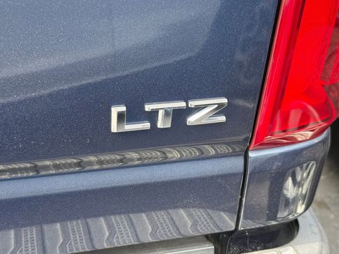 Used 2022 Chevrolet Silverado 2500 LTZ w/ Gooseneck/5TH Wheel Package image 7