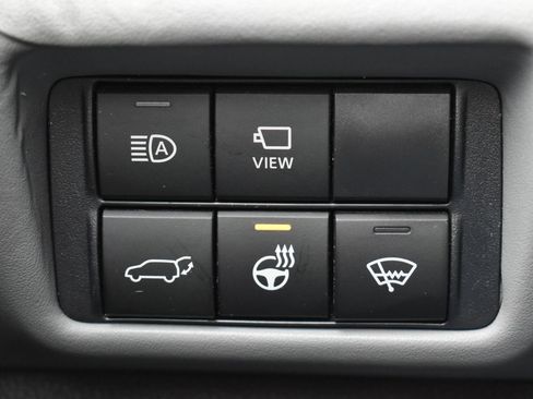 Used 2021 Toyota Highlander Platinum image 22