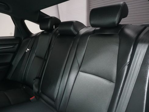 Used 2022 Honda Accord Sport image 10