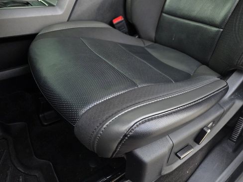 Used 2019 Ford F150 Raptor w/ Equipment Group 802A Luxury image 21