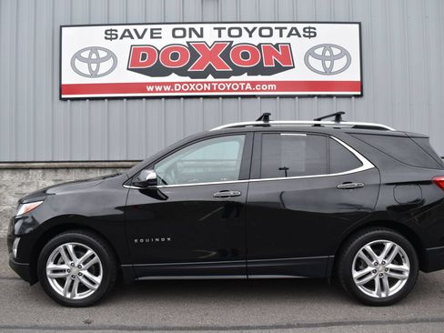 Used 2018 Chevrolet Equinox Premier AWD/4WD image 4