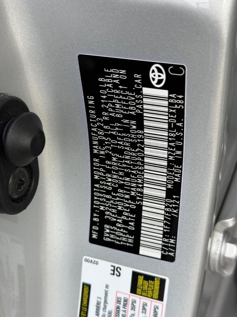 Used 2023 Toyota Corolla LE FWD image 31