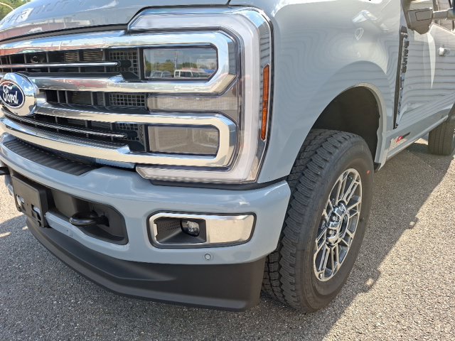 New 2027 Ford F250 Platinum w/ Platinum Plus Package AWD/4WD image 9