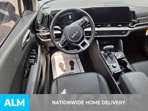 Used 2025 Kia Sportage EX w/ Premium Package FWD image 4
