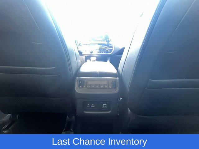 Certified 2023 Nissan Pathfinder Platinum w/ Cargo Package AWD/4WD image 30