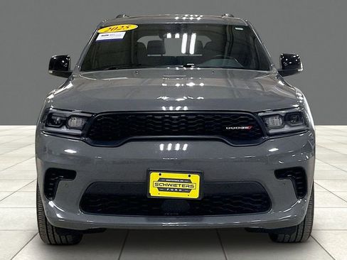 Used 2025 Dodge Durango GT image 3