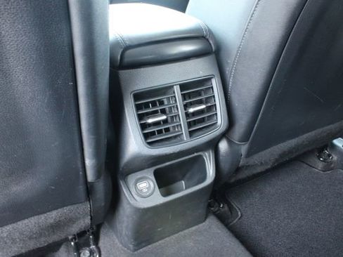 Used 2022 Kia Seltos S FWD image 30