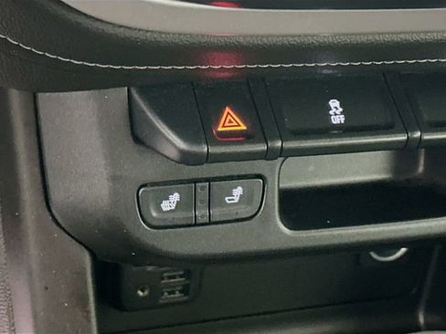 Certified 2022 GMC Canyon Elevation w/ Elevation Premium Package image 21