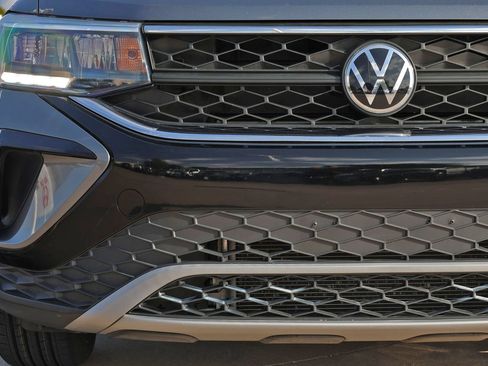 Used 2022 Volkswagen Taos S w/ IQ Drive S Package FWD image 9