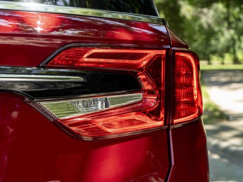 Used 2024 Honda Odyssey EX image 13