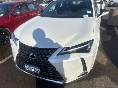 Certified 2025 Lexus UX 300h 300h Premium w/ Accessory Package (Z1) image 2