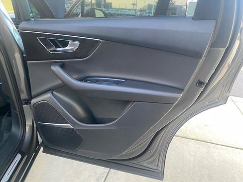 Used 2021 Audi Q7 2.0T Premium Plus w/ Executive Package image 41