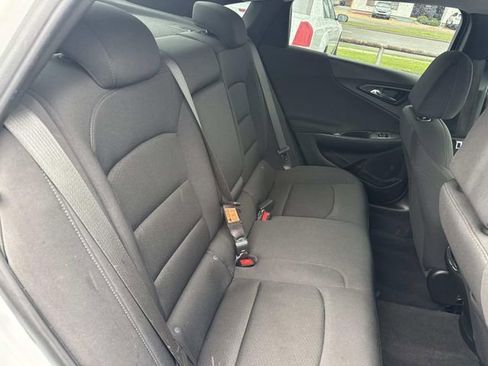 Used 2023 Chevrolet Malibu LT FWD image 12