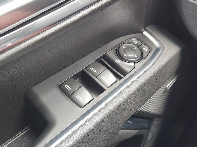 Used 2025 GMC Sierra 1500 Elevation w/ Elevation Premium Package AWD/4WD image 22