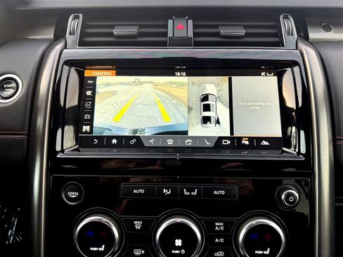 Used 2018 Land Rover Discovery HSE image 18