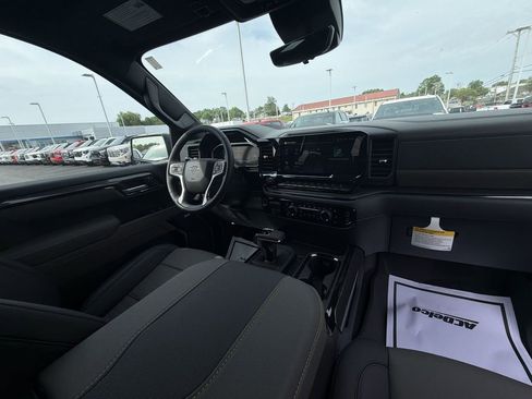 New 2026 Chevrolet Silverado 1500 ZR2 w/ Dark Appearance Package AWD/4WD image 10