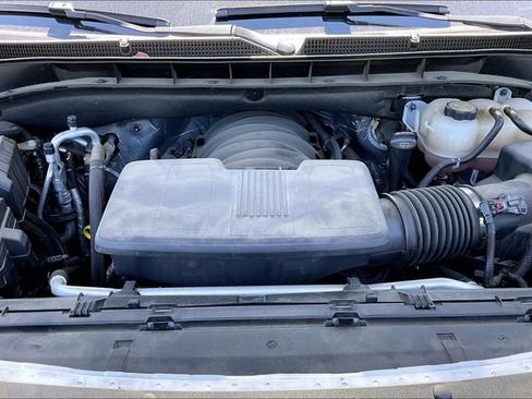 Used 2023 Cadillac Escalade ESV Premium Luxury w/ Performance Package AWD/4WD image 22