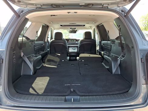 Used 2022 Hyundai Palisade SEL w/ Premium Package AWD/4WD image 32