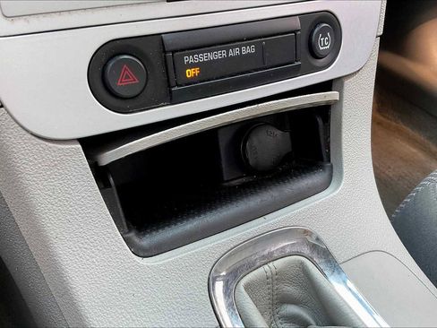 Used 2009 Chevrolet Malibu LT w/ Power Convenience Package image 31