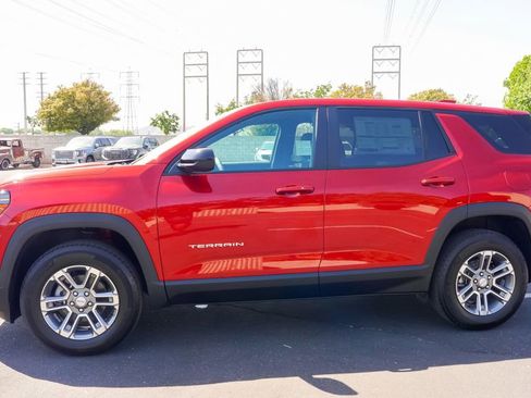 Used 2026 GMC Terrain Elevation image 10