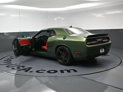 Used 2022 Dodge Challenger SRT Hellcat Redeye RWD image 28