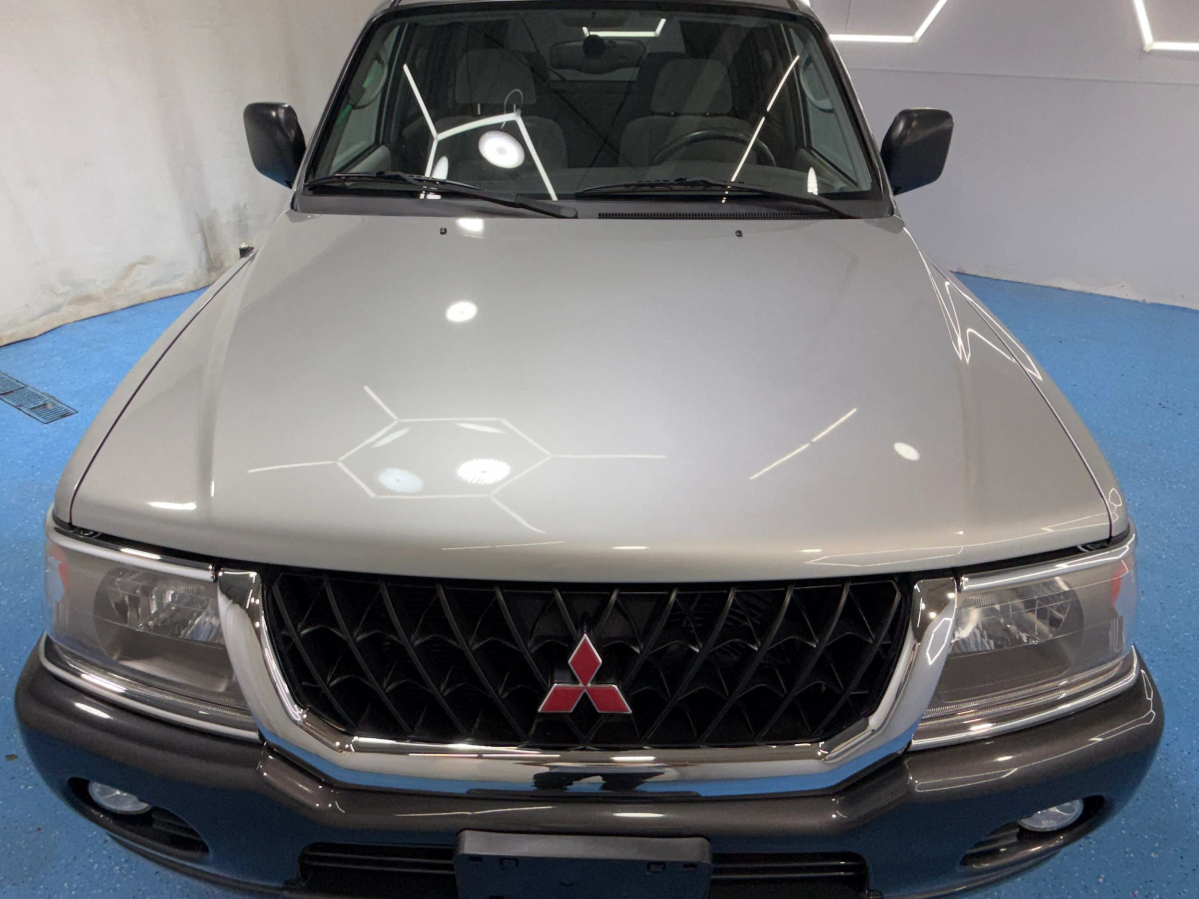 Used 2000 Mitsubishi Montero Sport XLS AWD/4WD image 8