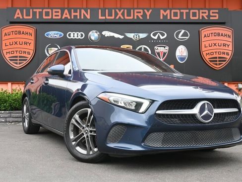 Used 2020 Mercedes-Benz A 220 image 1