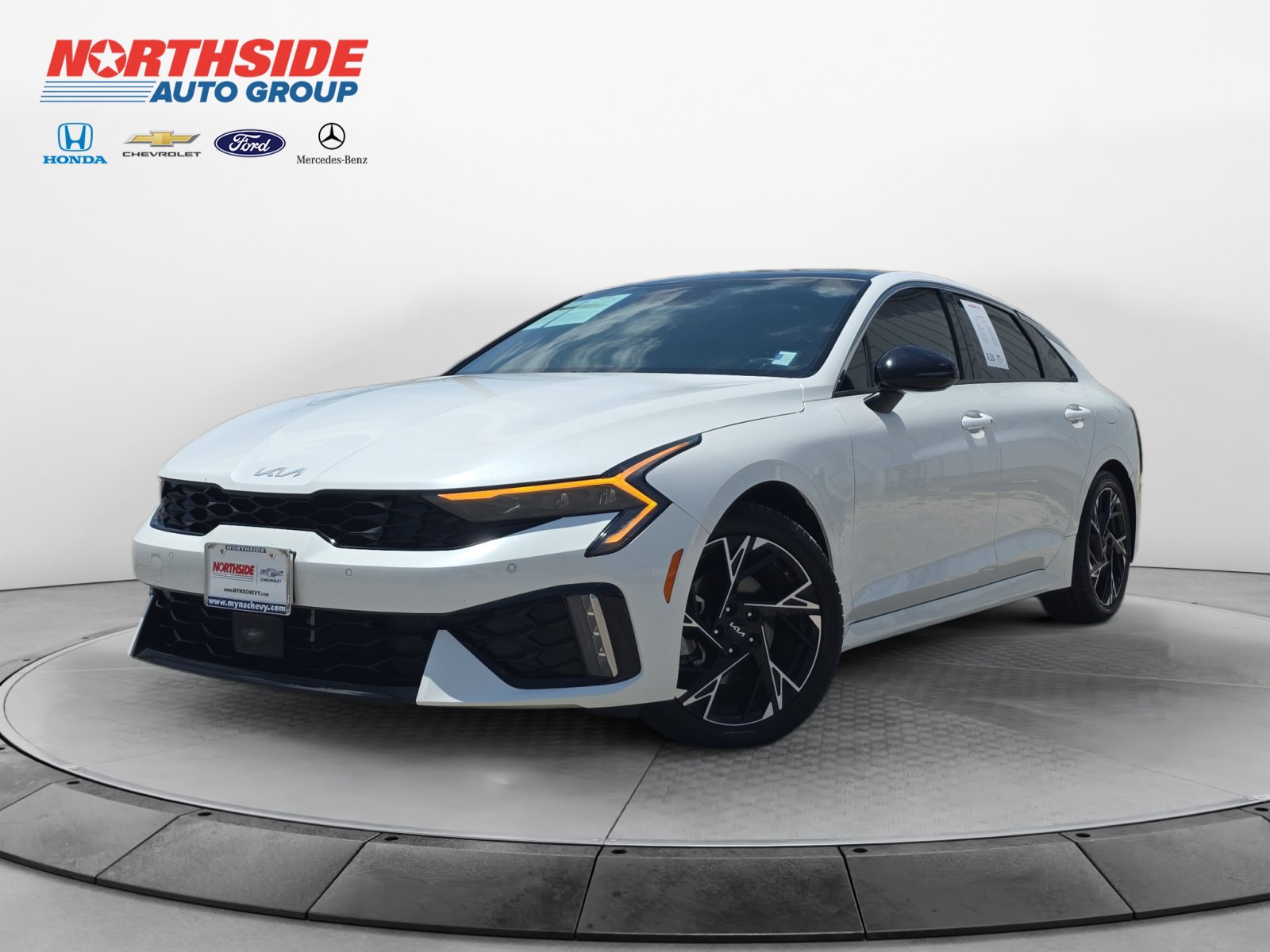 Used 2025 Kia K5 GT-Line w/ GT-Line Premium Package AWD/4WD image 3