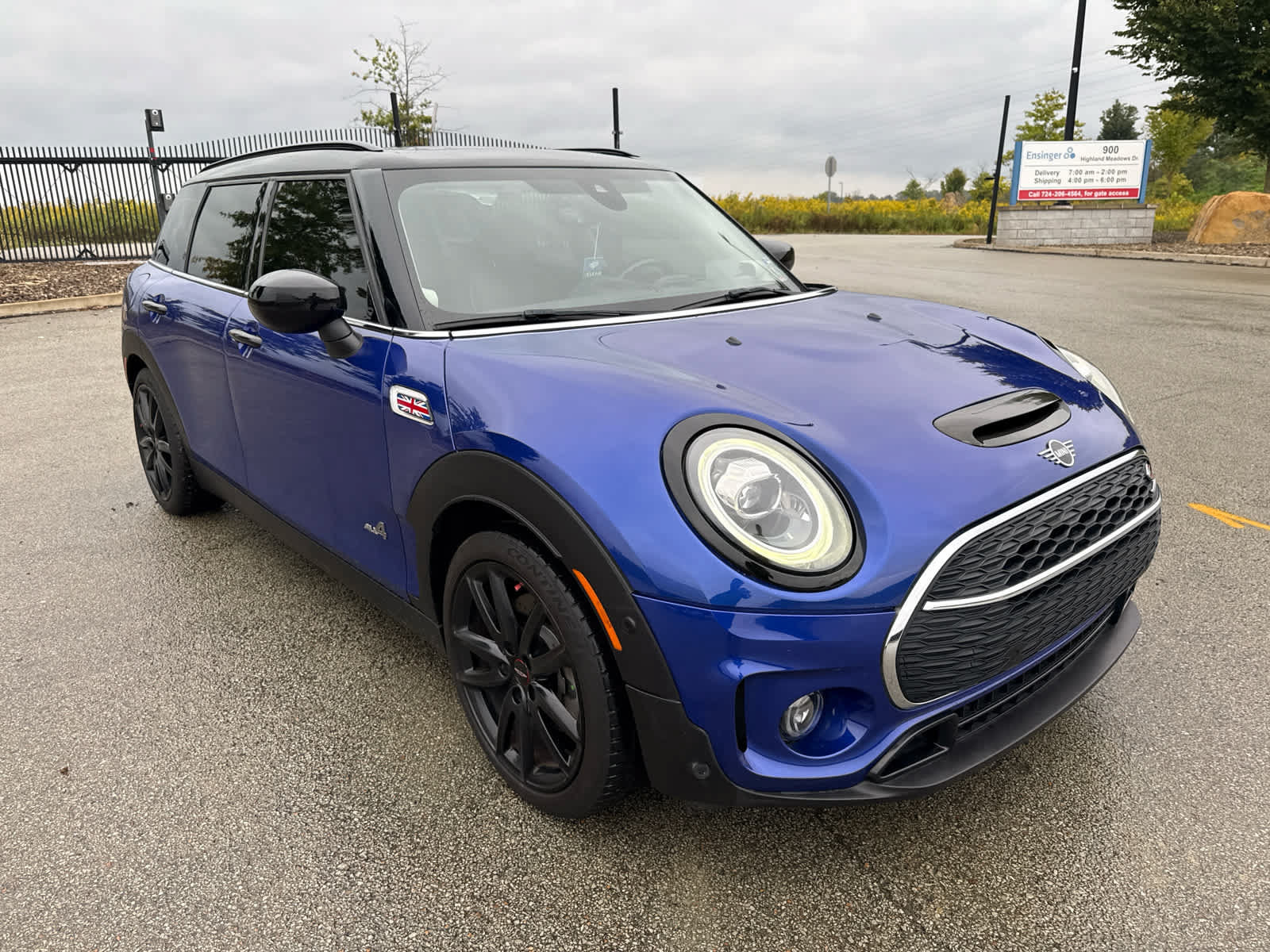 Used 2021 MINI Cooper Clubman S w/ Driver Assistance Package AWD/4WD image 6