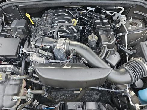 Used 2023 Dodge Durango GT RWD image 34
