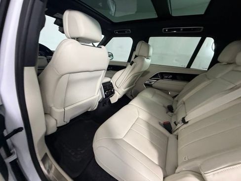 Used 2025 Land Rover Range Rover Long Wheelbase SE AWD/4WD image 29